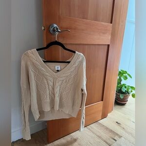 V-Neck Cable Knit Crop Sweater in Cream